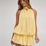 Sort Halterneck Playsuit med Ballonform og Keyhole Detalje