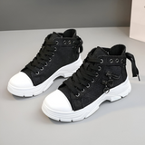 High-top sneakers med chunky sål og detaljer