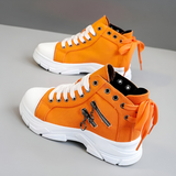 High-top sneakers med chunky sål og detaljer