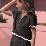 Elegant Outfit Sæt med Sorte Detaljer – Perfekt til Sommer og Fest