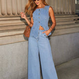 Denim sæt med vest og vide jeans – Hverdagslook med kant