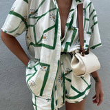 Afslappet playsuit med print – Perfekt til sommer og ferie