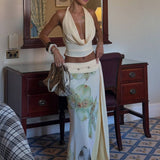 Elegant Sommer Outfit sæt med Blomstermønster – Halterneck Top og Maxi Nederdel