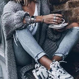 Lang Cardigan i Kraftig Strik – Oversized & Ensfarvet Grå Dame