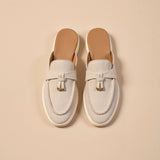 Elegante Beige Loafers med Gyldne Detaljer – Komfort & Stil