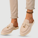 Elegante Beige Loafers med Gyldne Detaljer – Komfort & Stil
