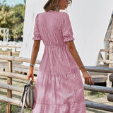 Strikket sommerkjole med knapper – Boheme stil