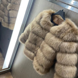 Kort Faux Fur Jakke med Panelstruktur og 3/4-Ærmer