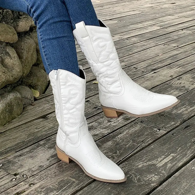 Elegante Cowboy-Stiefel aus Metall